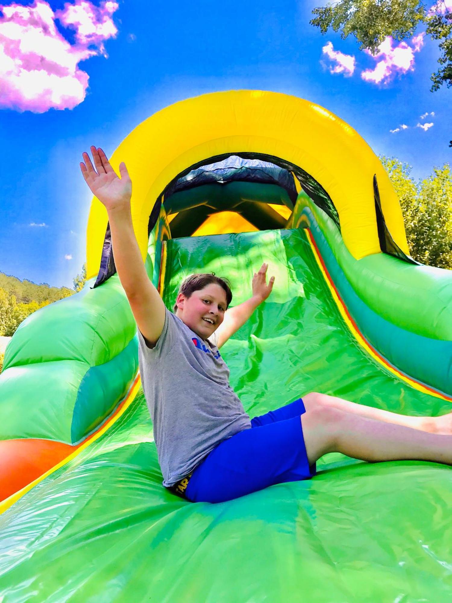 Camping La Ferme De Perdigat Limeuil Екстериор снимка