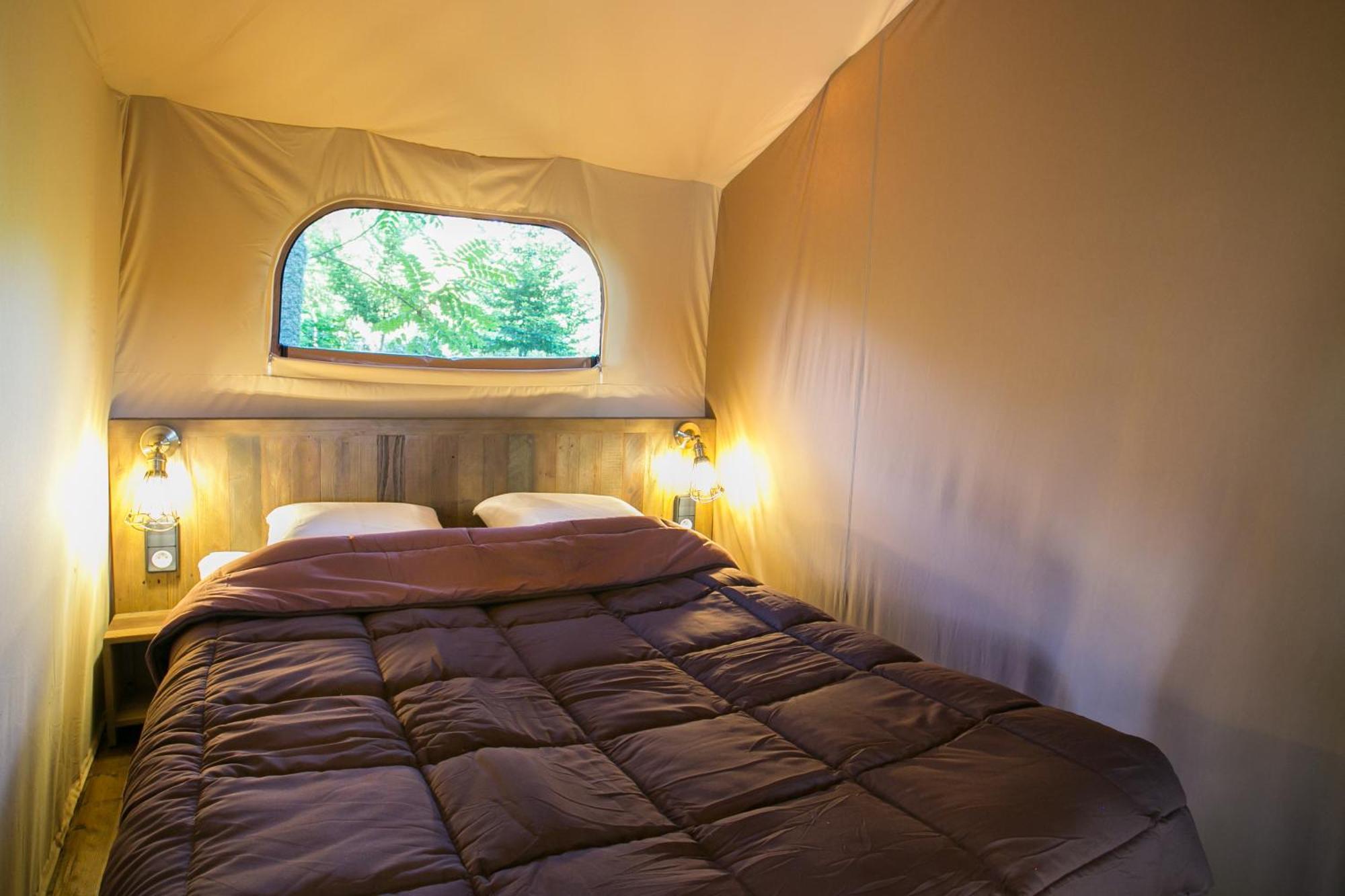 Camping La Ferme De Perdigat Limeuil Екстериор снимка
